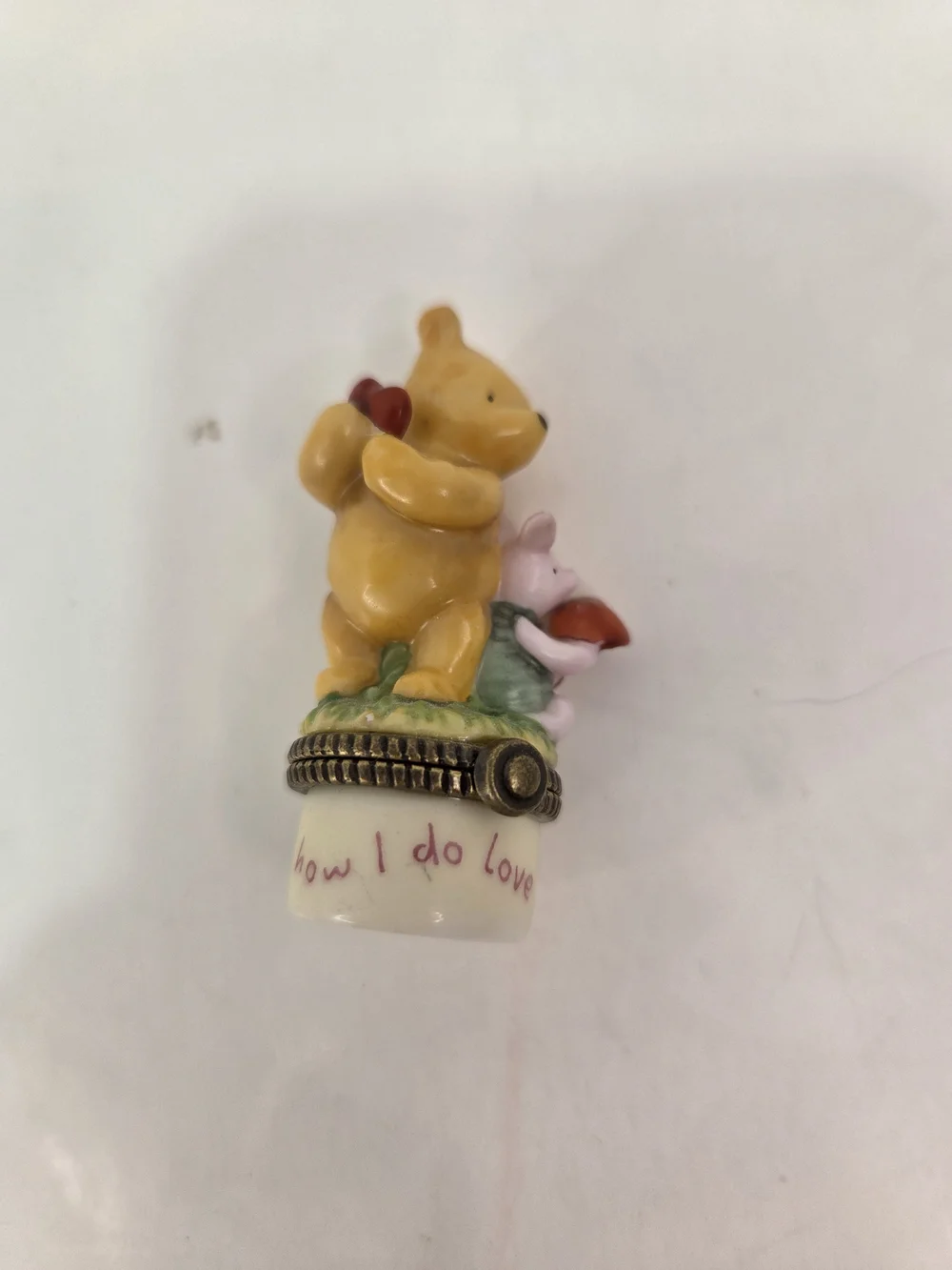 VINTAGE DISNEY MIDWEST OF CANNON FALLS DISNEY CLASSIC POOH AND PIGLET HEARTS 2